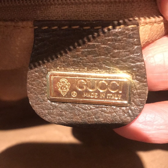Vintage Gucci canteen purse - Picture 7 of 11
